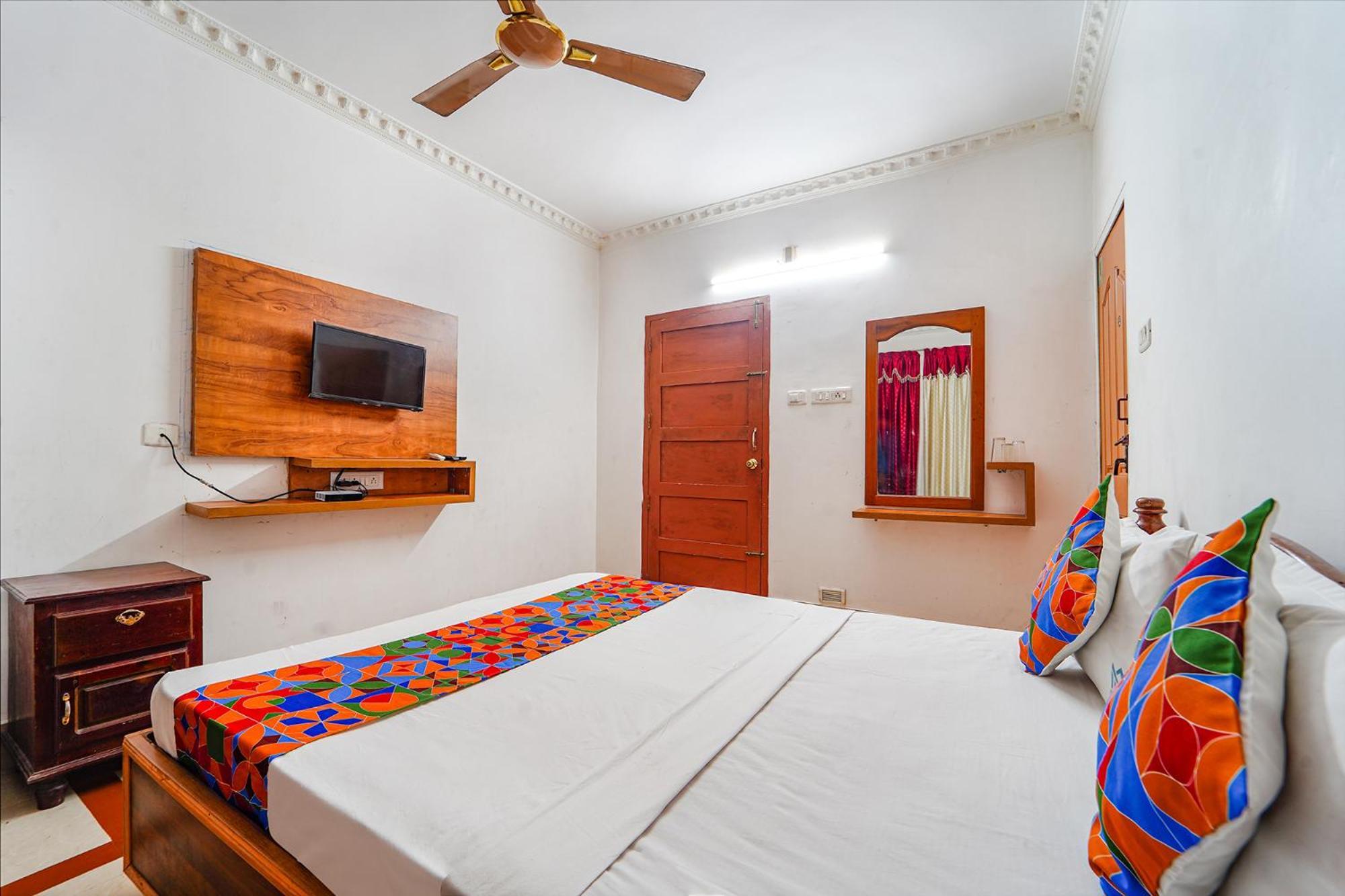 Fabexpress Majestic Inn Thiruvananthapuram Exterior foto