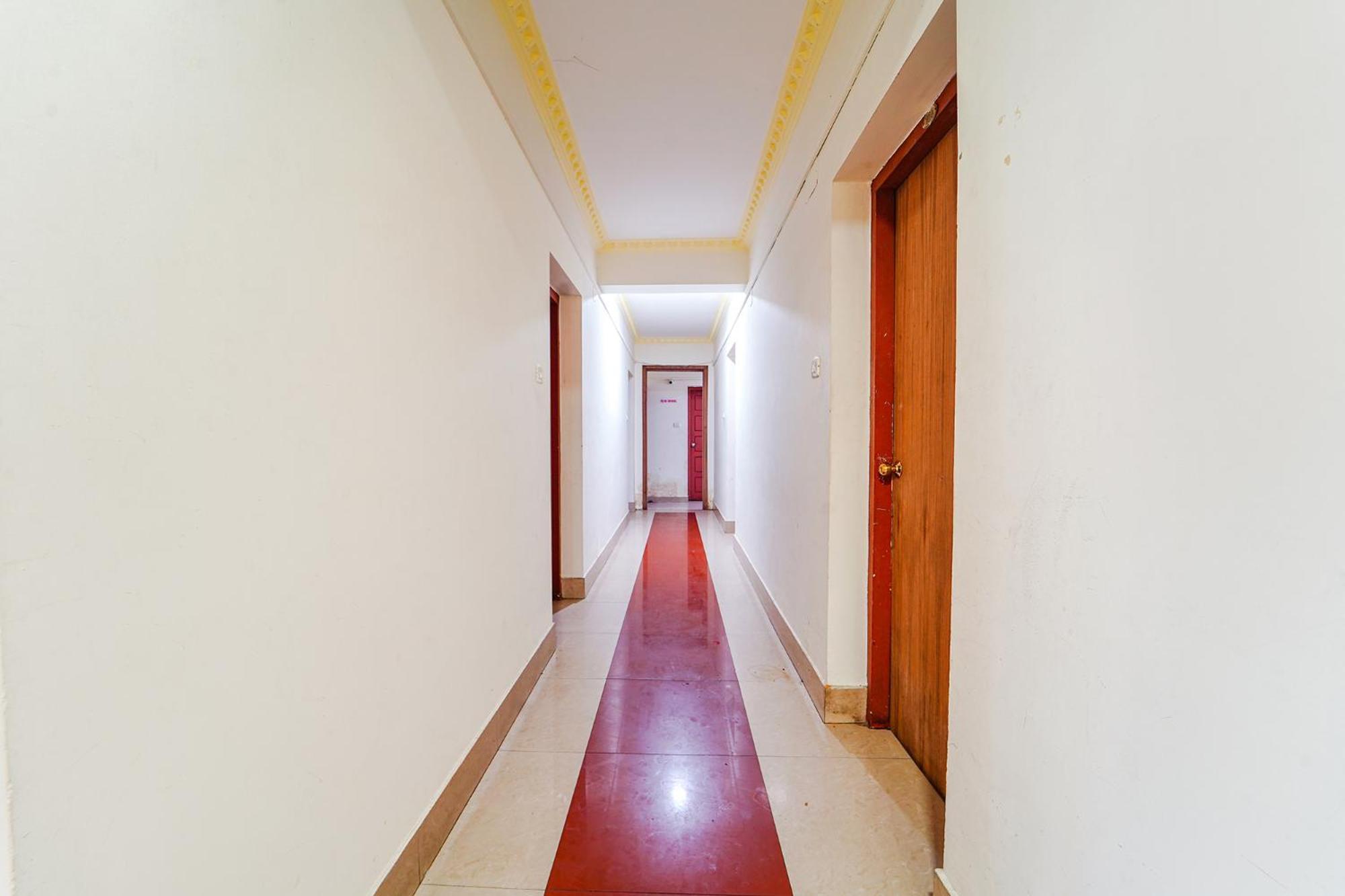 Fabexpress Majestic Inn Thiruvananthapuram Exterior foto